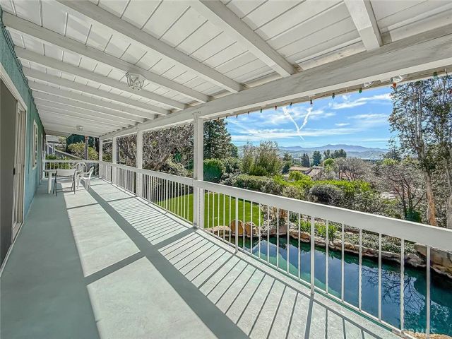 27014 Helmond Drive, Calabasas, CA 91301