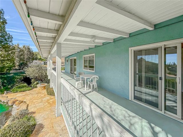 27014 Helmond Drive, Calabasas, CA 91301
