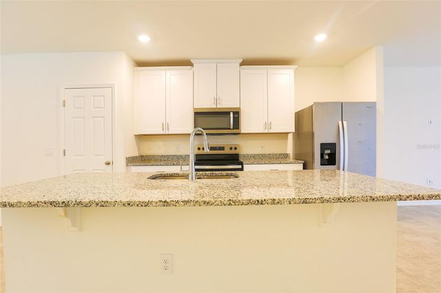 6004 BIMINI AVENUE, Haines City, FL 33844