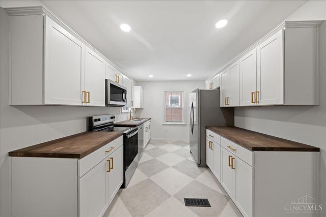 7158 Dunn Road, Anderson Twp, OH 45230