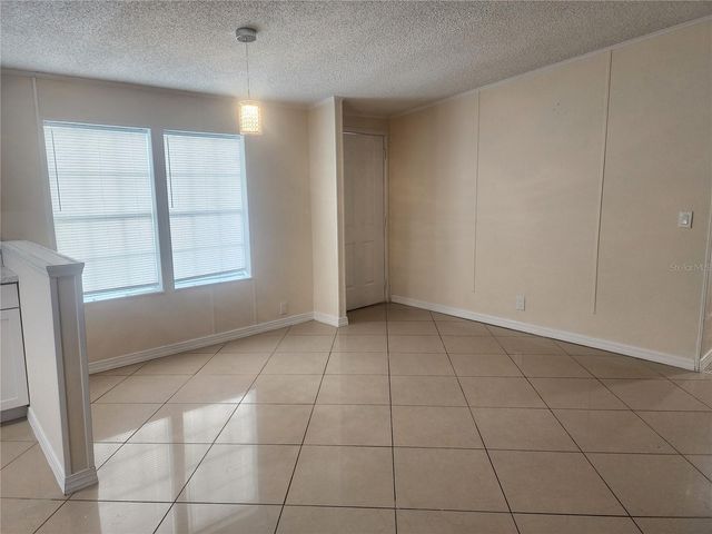 1209 BLUE SKY PLACE, Dover, FL 33527