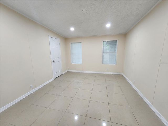1209 BLUE SKY PLACE, Dover, FL 33527