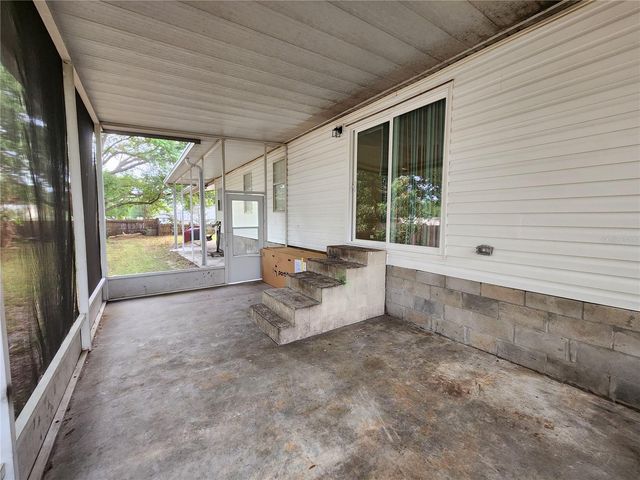 1209 BLUE SKY PLACE, Dover, FL 33527