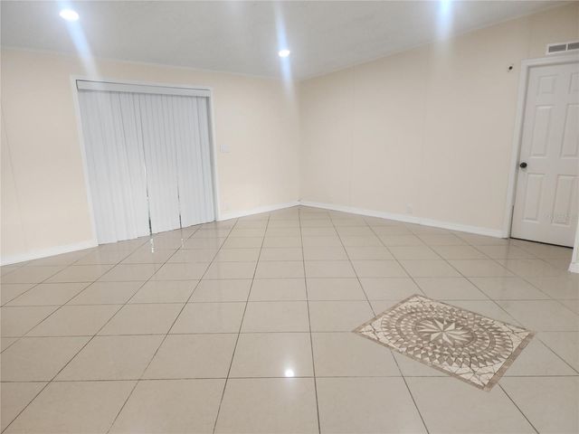 1209 BLUE SKY PLACE, Dover, FL 33527