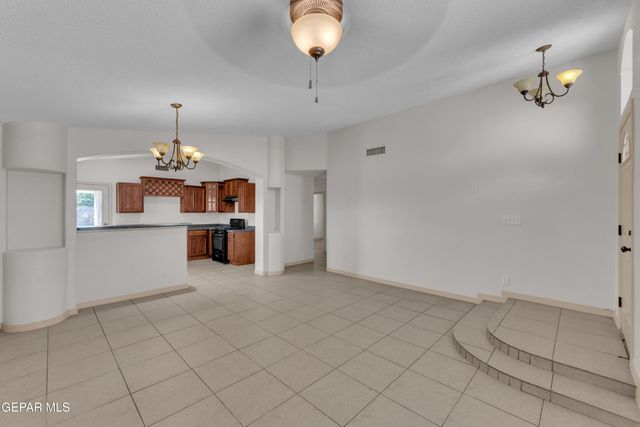 14453 Antwerp Drive, Horizon City, TX 79928
