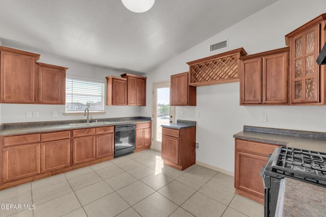 14453 Antwerp Drive, Horizon City, TX 79928