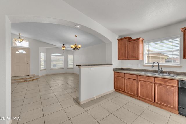 14453 Antwerp Drive, Horizon City, TX 79928