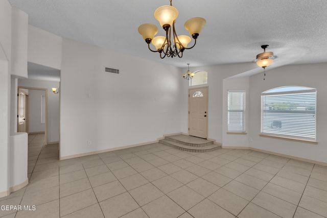 14453 Antwerp Drive, Horizon City, TX 79928