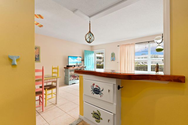 2929 SE Ocean Boulevard 104-4, Stuart, FL 34996