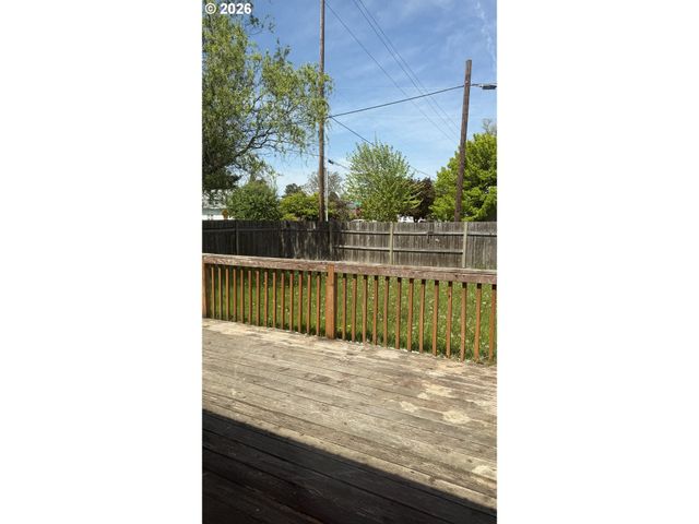 1106 S RIVER St, Newberg, OR 97132
