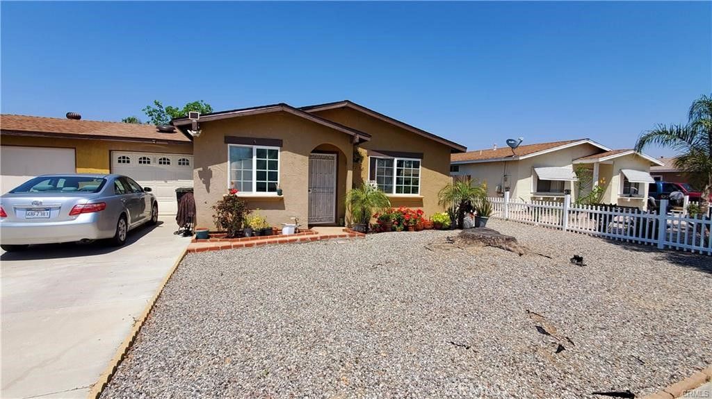 2130 Avenida Estrada, Hemet, CA 92545