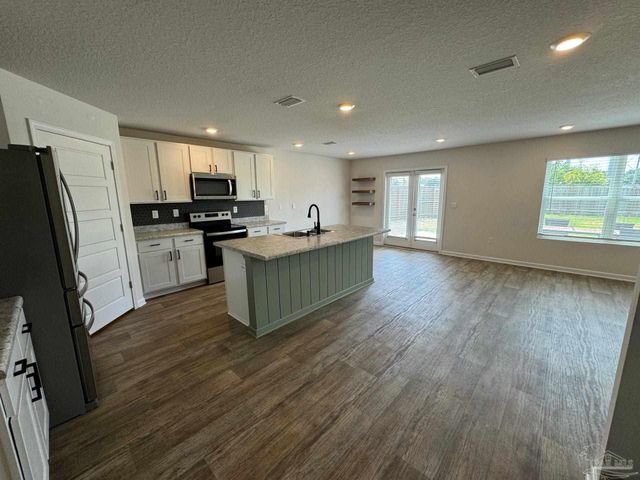 7529 Steeplechase Blvd, Pensacola, FL 32526