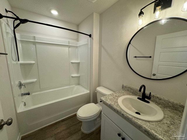 7529 Steeplechase Blvd, Pensacola, FL 32526