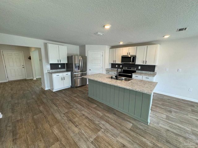 7529 Steeplechase Blvd, Pensacola, FL 32526