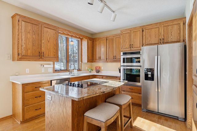 13850 Pennock Avenue, Apple Valley, MN 55124