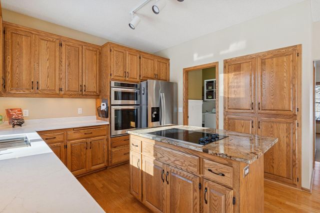 13850 Pennock Avenue, Apple Valley, MN 55124