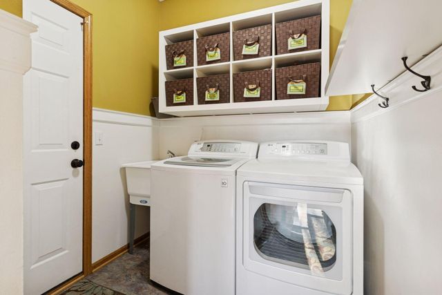 13850 Pennock Avenue, Apple Valley, MN 55124