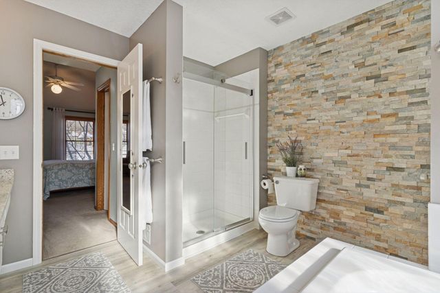 13850 Pennock Avenue, Apple Valley, MN 55124