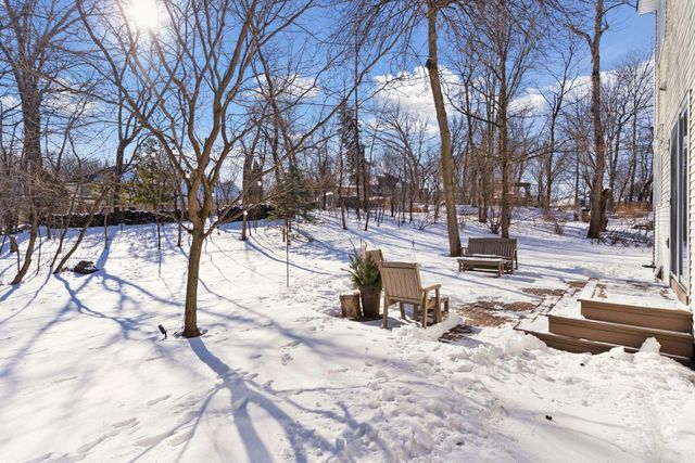 13850 Pennock Avenue, Apple Valley, MN 55124