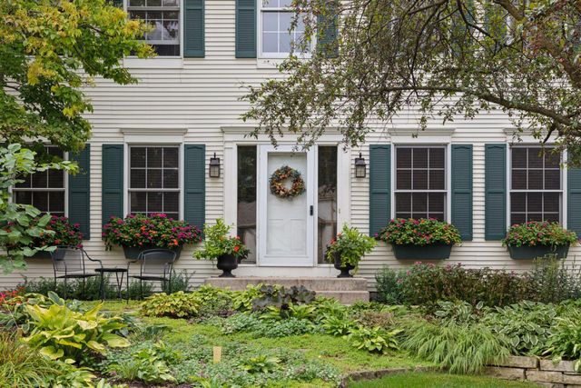 13850 Pennock Avenue, Apple Valley, MN 55124