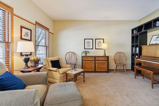 13850 Pennock Avenue, Apple Valley, MN 55124