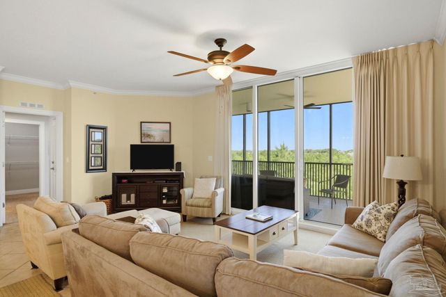 612 Lost Key Dr 405B, Pensacola, FL 32507