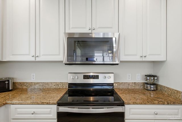 612 Lost Key Dr 405B, Pensacola, FL 32507