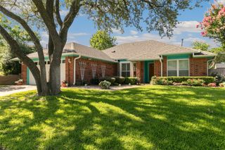 3216 Teakwood Drive, Bedford, TX 76021