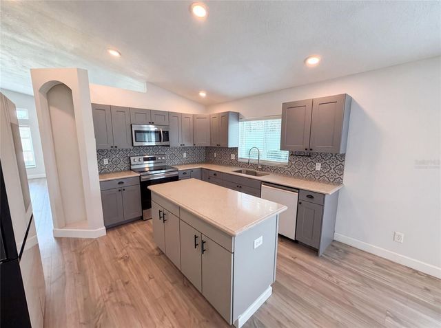 3800 SEMINOLE DRIVE, Orlando, FL 32812
