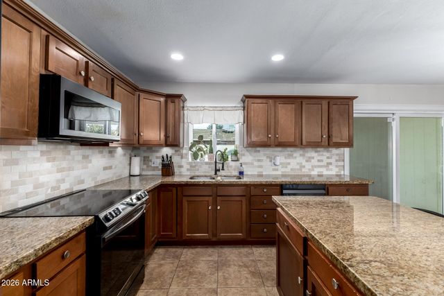 636 E KNOLL Street, Mesa, AZ 85203