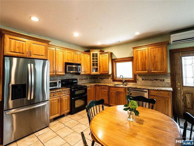 220 Clinton Avenue, Clifton, NJ 07011