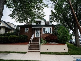 220 Clinton Avenue, Clifton, NJ 07011
