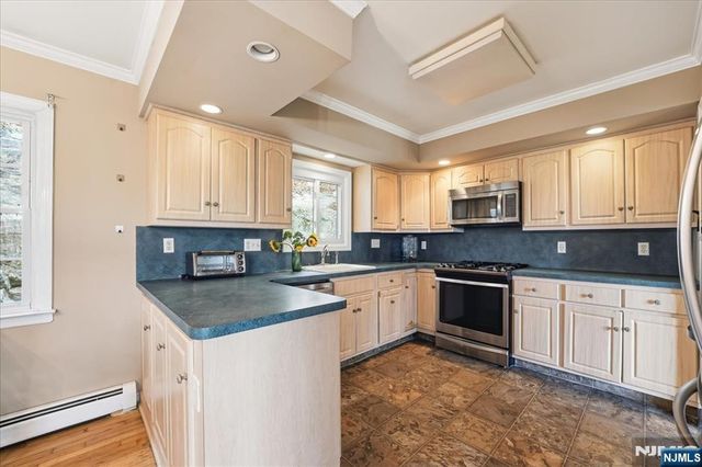 79 Truman Boulevard, Oakland, NJ 07436