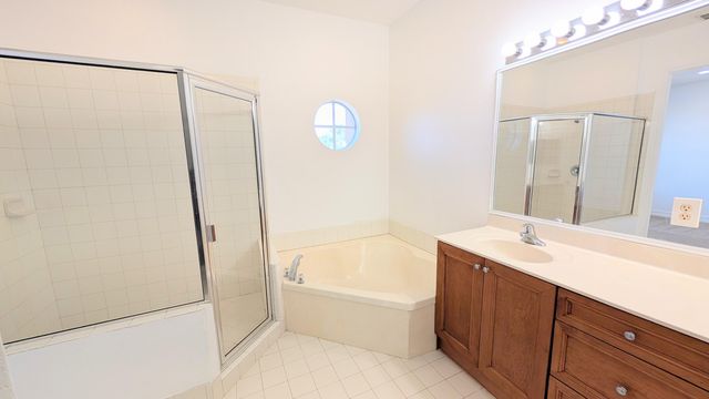 5810 Erik Way, Greenacres, FL 33463