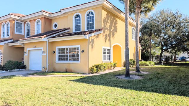 5810 Erik Way, Greenacres, FL 33463