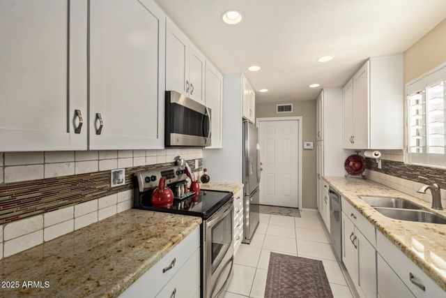 8902 N 114TH Lane, Peoria, AZ 85345