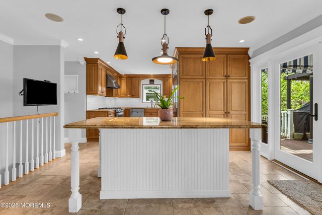 24 Laurelwood Drive, Colts Neck, NJ 07722