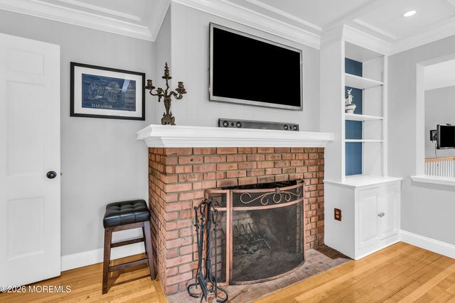 24 Laurelwood Drive, Colts Neck, NJ 07722