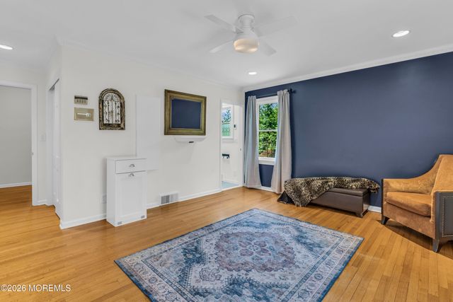 24 Laurelwood Drive, Colts Neck, NJ 07722