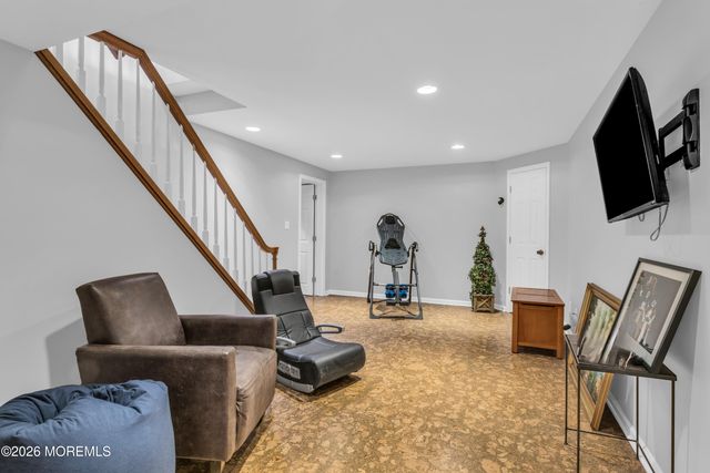 24 Laurelwood Drive, Colts Neck, NJ 07722