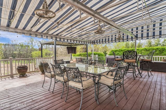 24 Laurelwood Drive, Colts Neck, NJ 07722