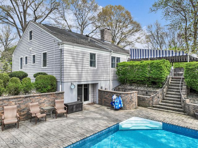 24 Laurelwood Drive, Colts Neck, NJ 07722