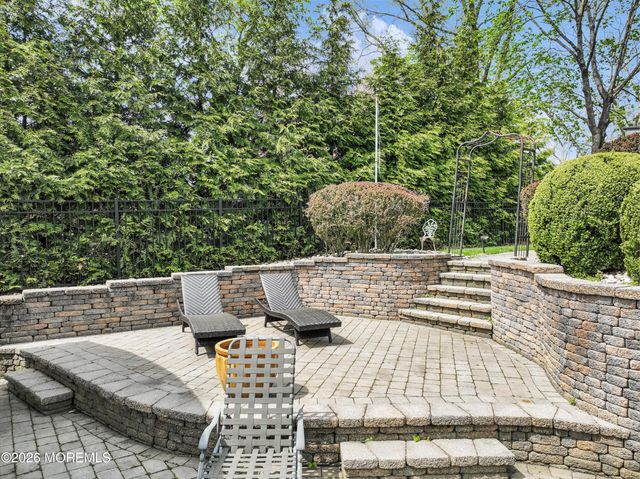 24 Laurelwood Drive, Colts Neck, NJ 07722