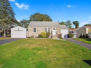 44 Ambler Drive, Norwalk, CT 06851