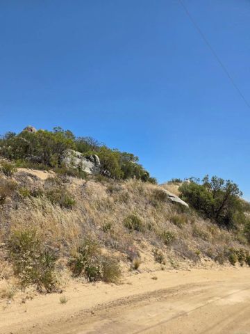 789 Crazy Horse Canyon, Aguanga, CA 92536