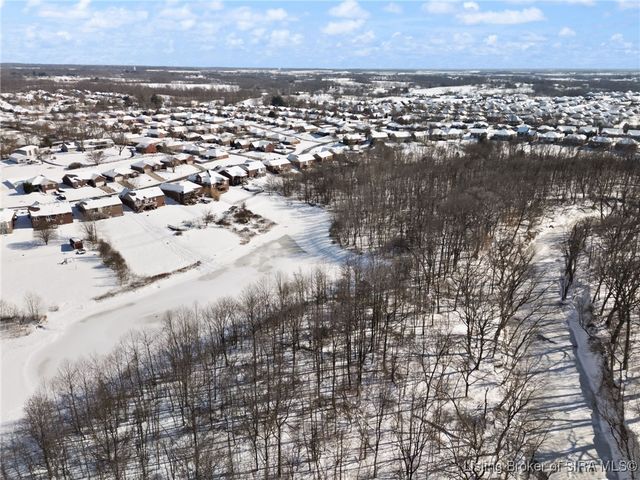 5501 Sky Ridge Road, Charlestown, IN 47111