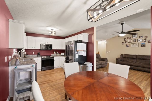 5501 Sky Ridge Road, Charlestown, IN 47111