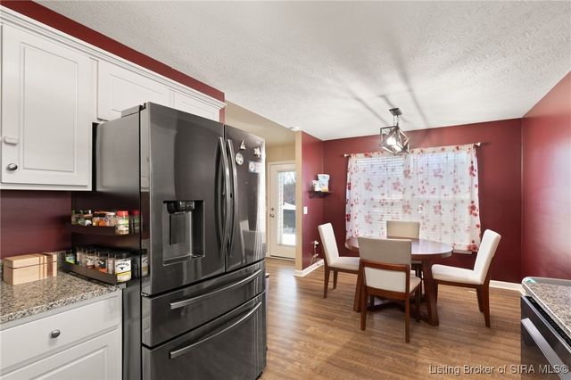 5501 Sky Ridge Road, Charlestown, IN 47111