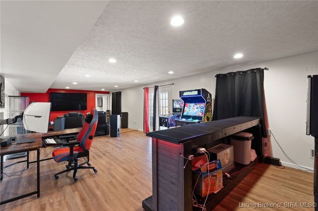 5501 Sky Ridge Road, Charlestown, IN 47111