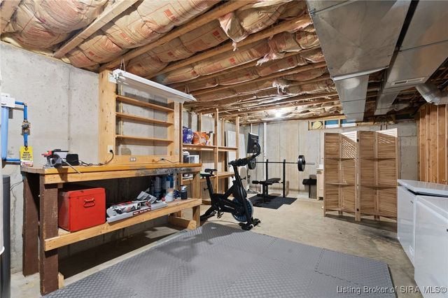 5501 Sky Ridge Road, Charlestown, IN 47111